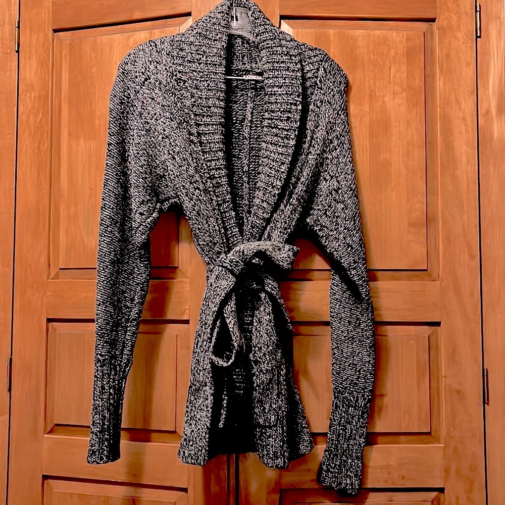 LIGHTLY WORN | Express Cardigan